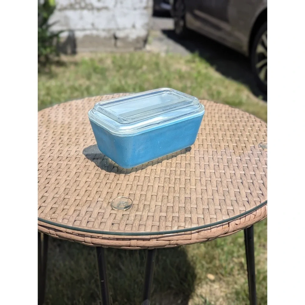 Vintage MCM Pyrex Primary Blue‎ 502-B Fridgie Dish w 502-C Lid USA
